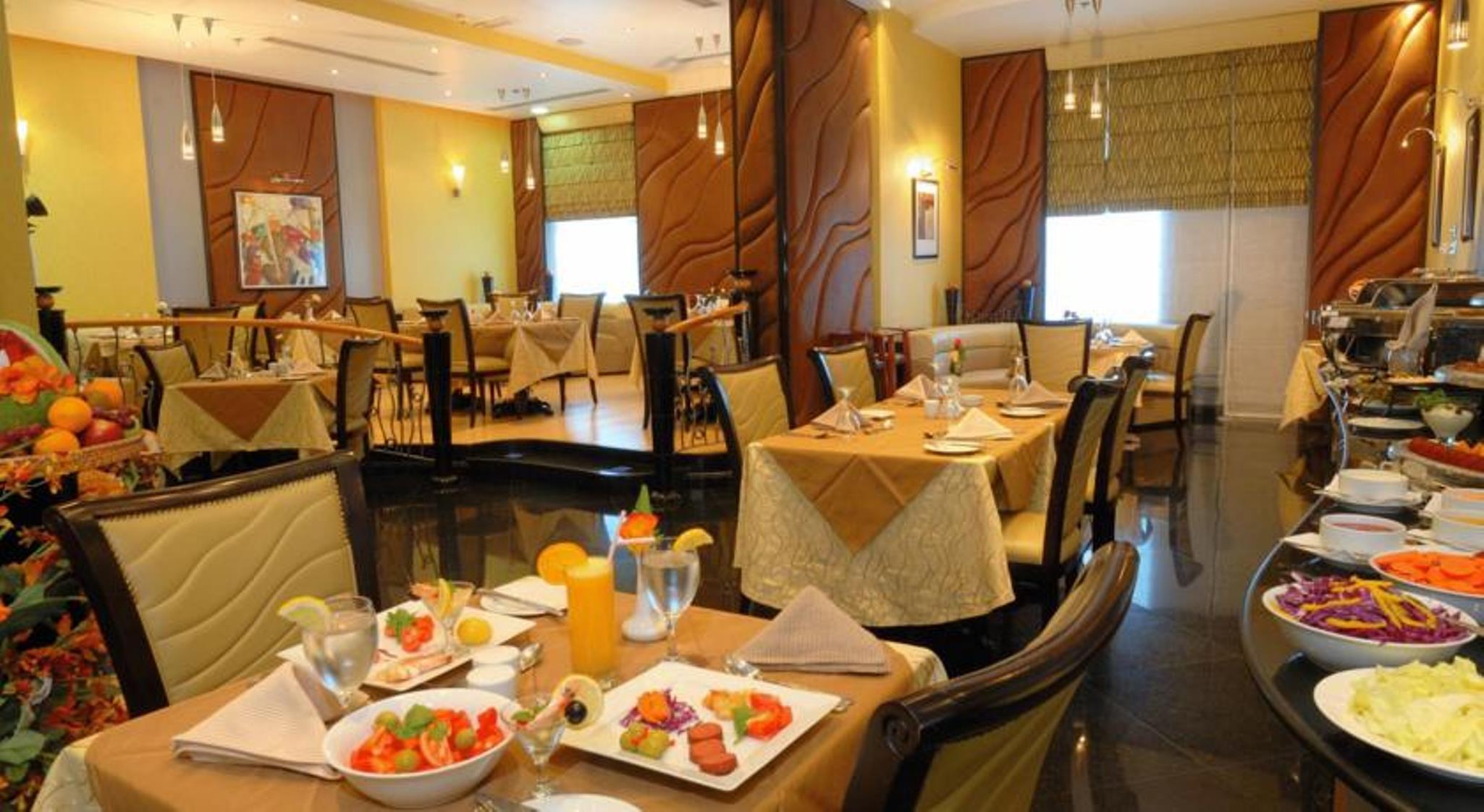 Al Jawhara Hotel Apartments Дубай Экстерьер фото