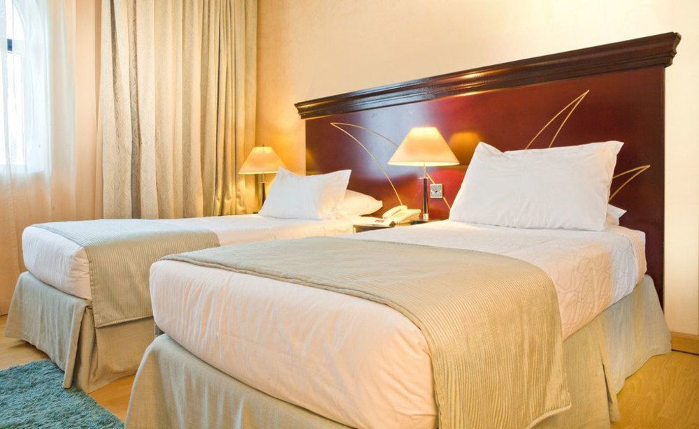 Al Jawhara Hotel Apartments Дубай Экстерьер фото